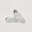 The Charlie - White/White